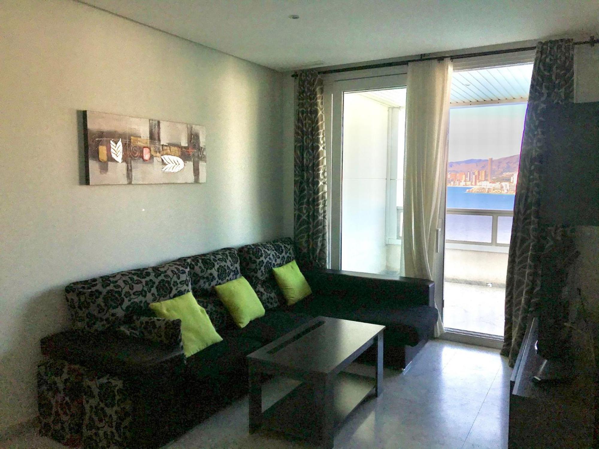 Gemelos 28 Blueline Benidorm Oda fotoğraf